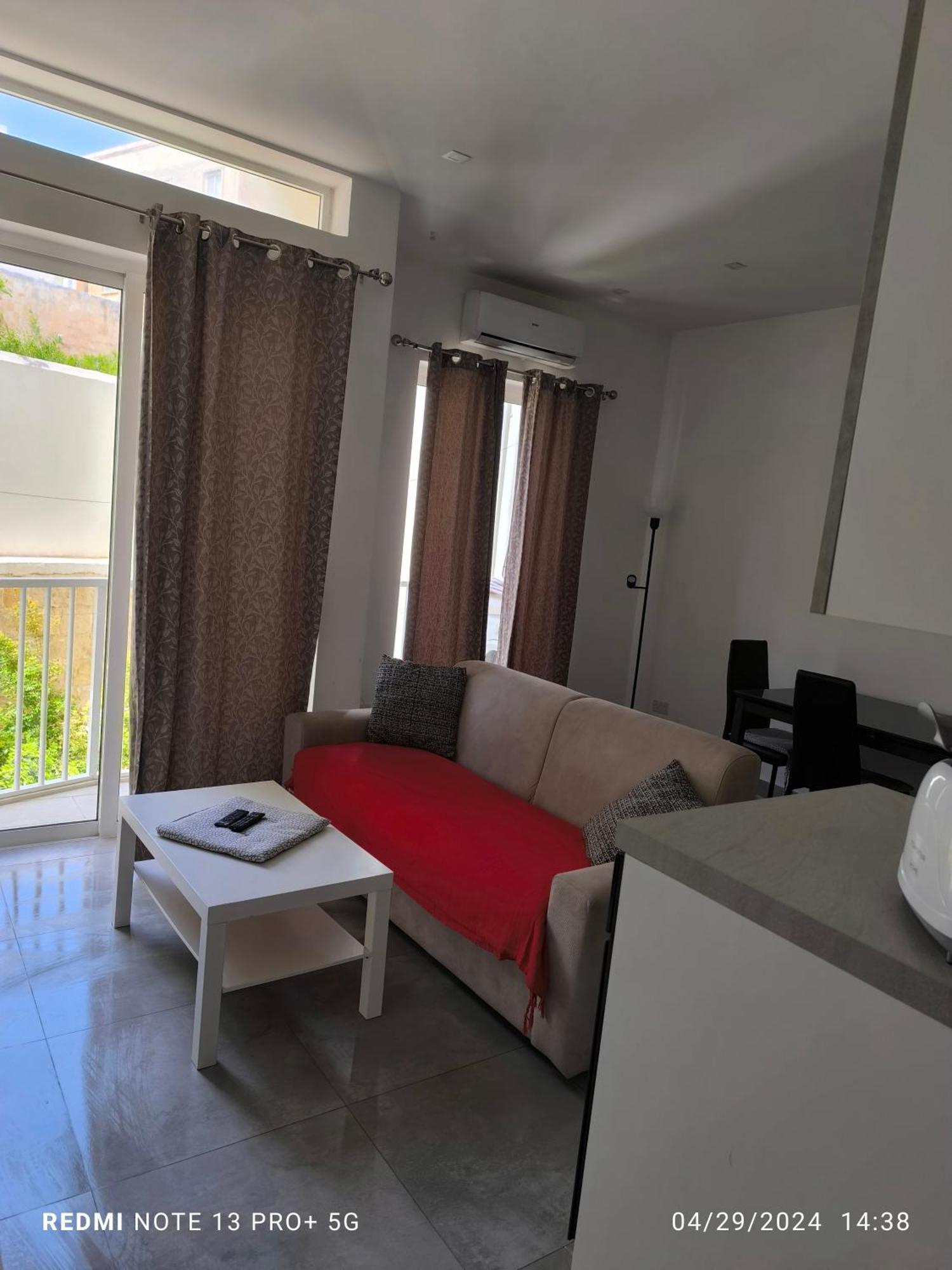 One Bedroom Tea Apartment Il-Gzira Buitenkant foto