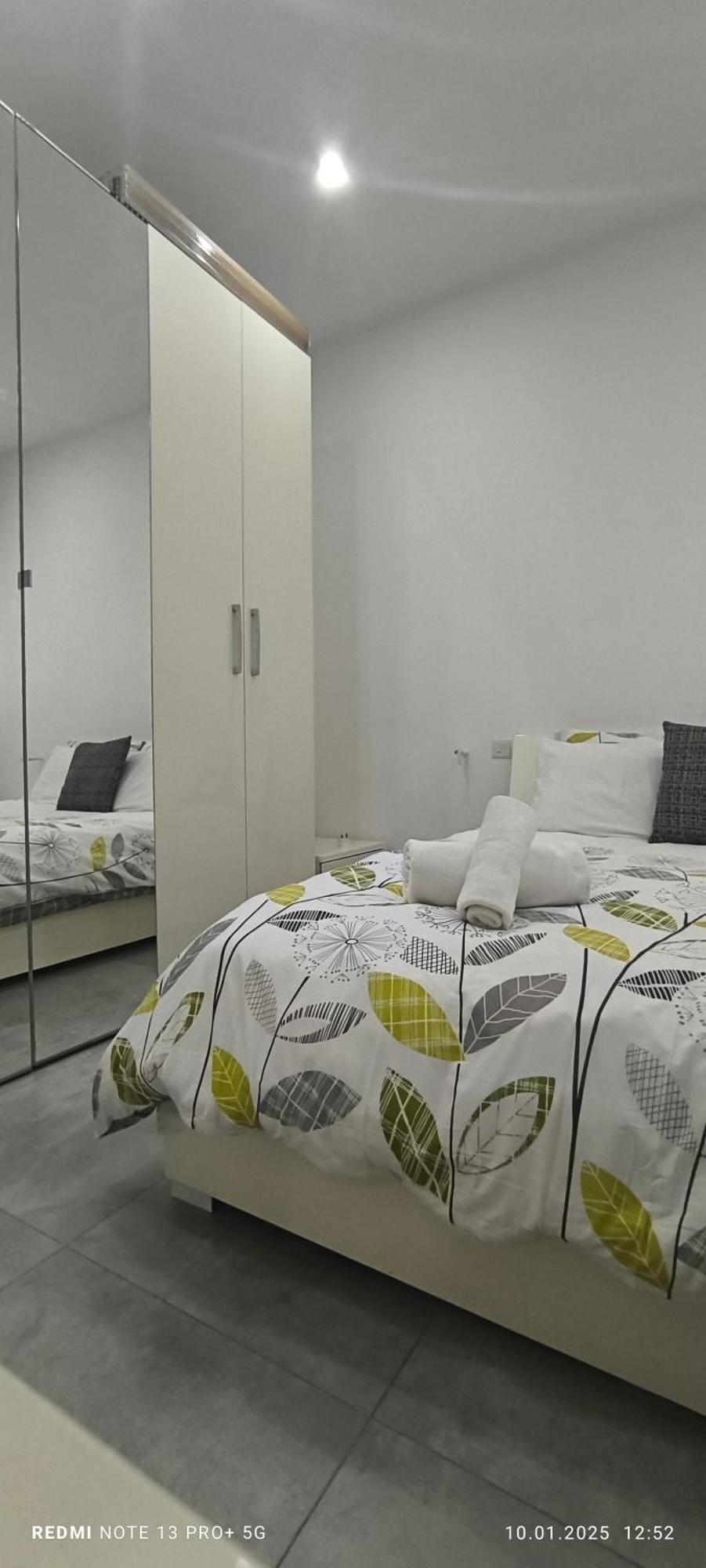 One Bedroom Tea Apartment Il-Gzira Buitenkant foto